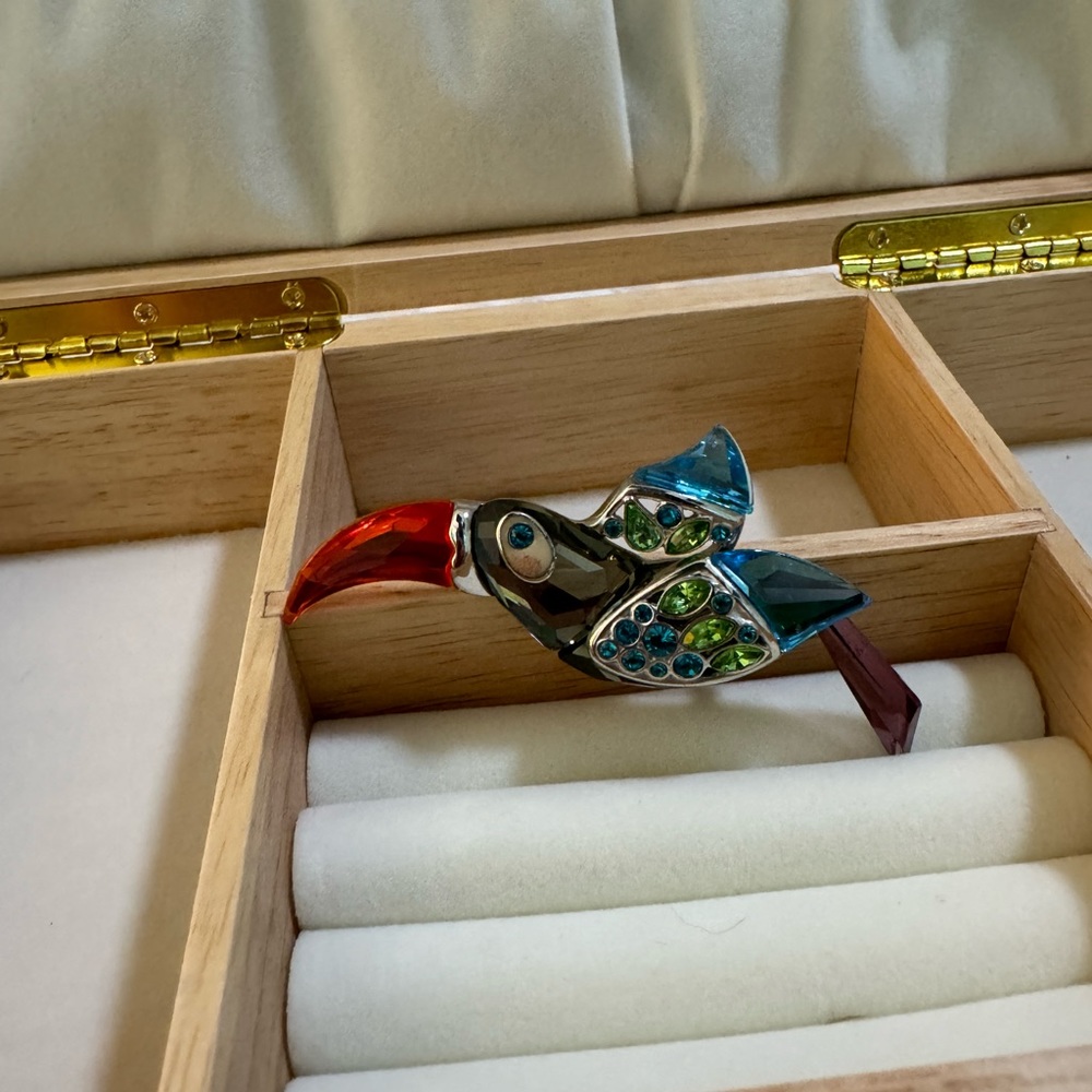 Swarovski brooch bird